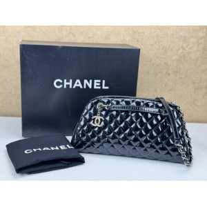 CHANEL A49854 MADEMOISELLE BOWLING BAG